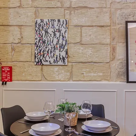 Semesterbostad Boutique Townhouse With Garden