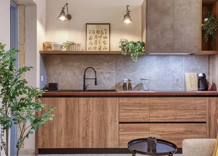 Boutique Townhouse With Garden